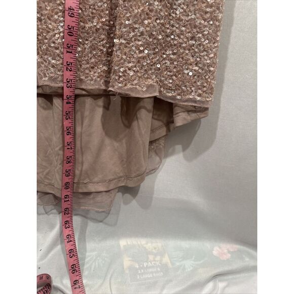 NWT $498‎ Mac Duggal [ 2 ] Sequined Drop Shoulder Trumpet Gown in Mocha Pink - Picture 7 of 13